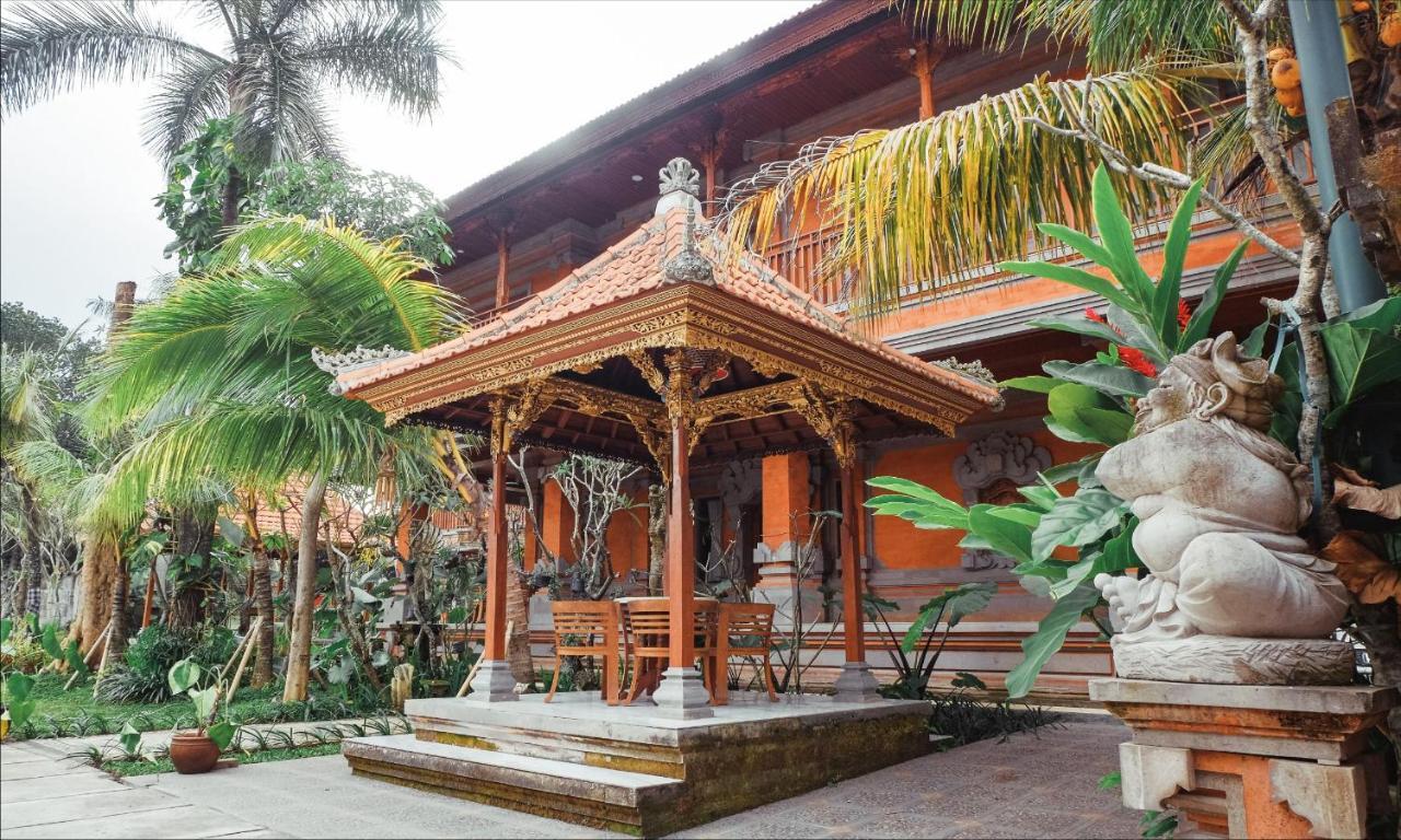 Ubud Hotel & Cottages Маланг Экстерьер фото
