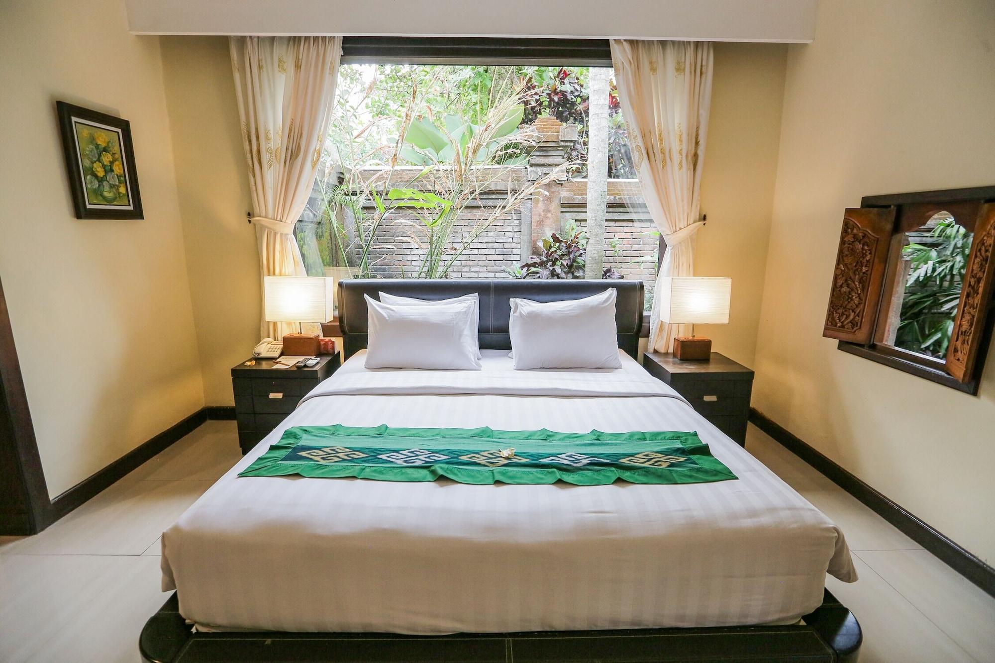 Ubud Hotel & Cottages Маланг Экстерьер фото