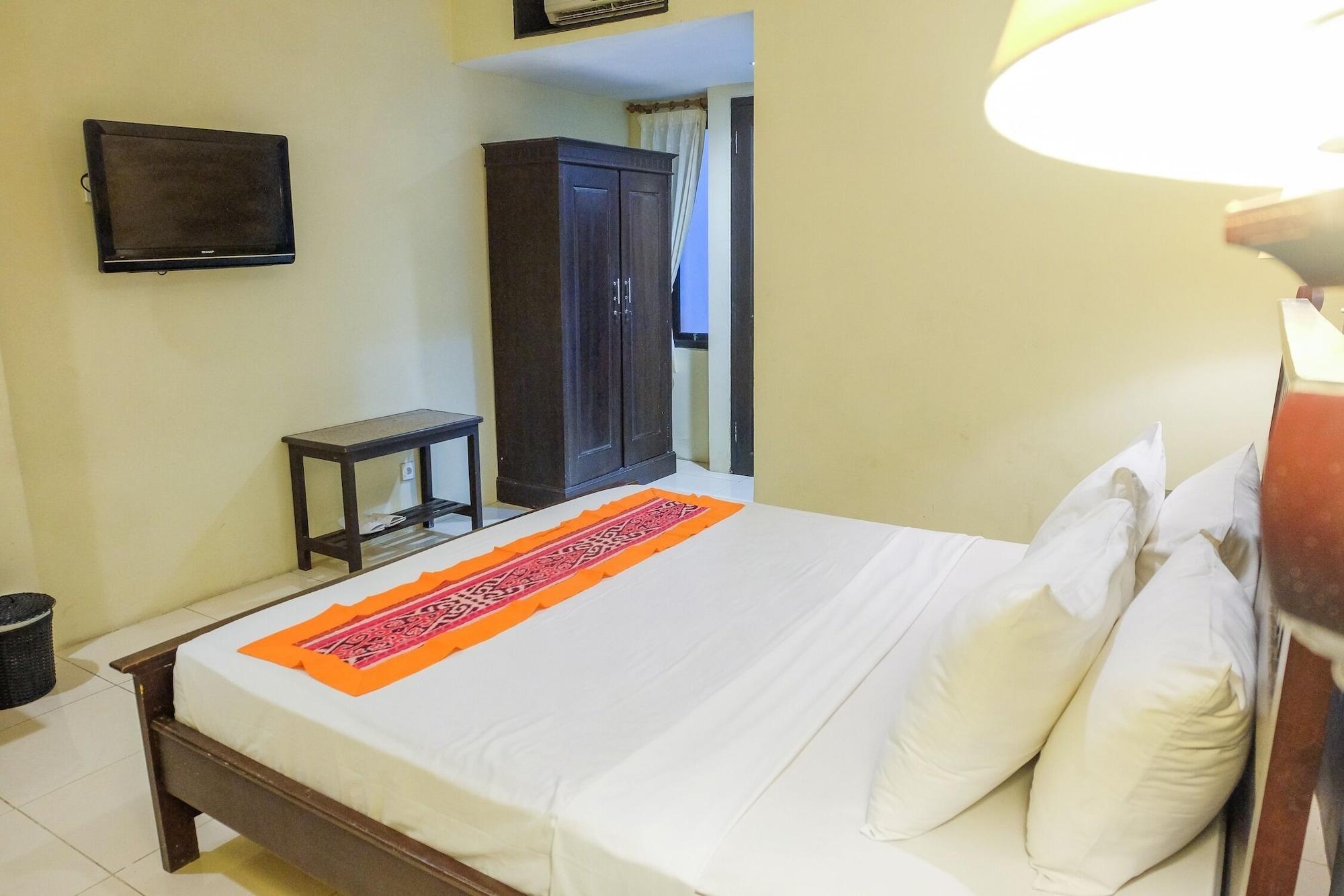 Ubud Hotel & Cottages Маланг Экстерьер фото